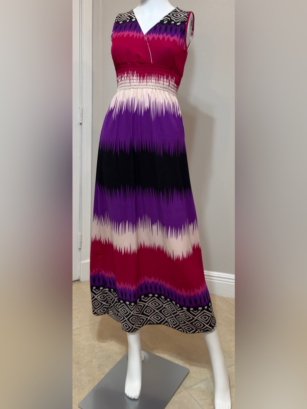Jon & Anna New York V- Neck Sleeveless Woman Multicolor & Print Color . Size : M - Picture 3 of 14